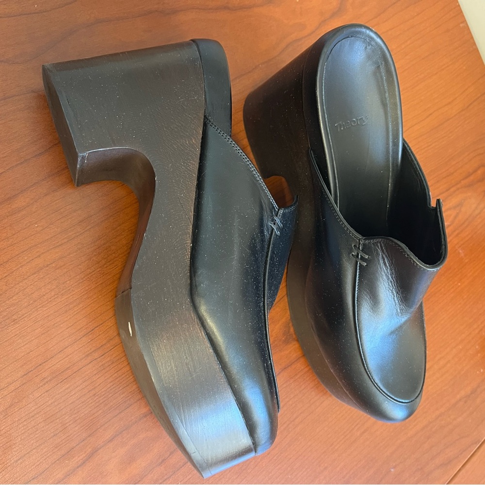 Theory black clogs for women - Picture 2 of 5